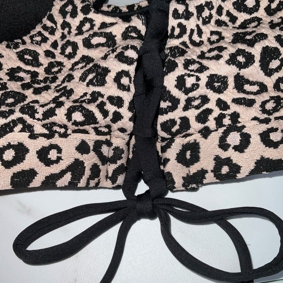 Leopard print bathing suit top - Picture 2 of 7